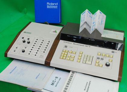 Roland-MC8"